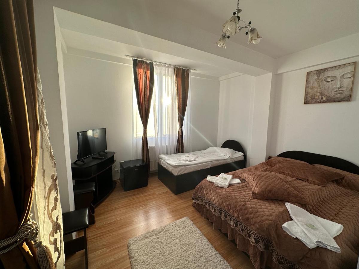 Casa Rustic Cazare Питещ Екстериор снимка
