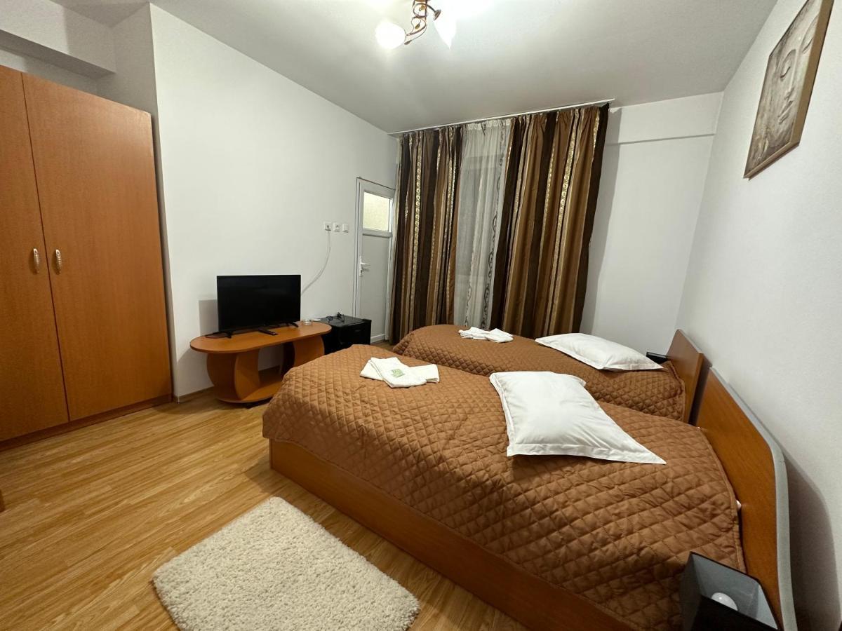 Casa Rustic Cazare Питещ Екстериор снимка
