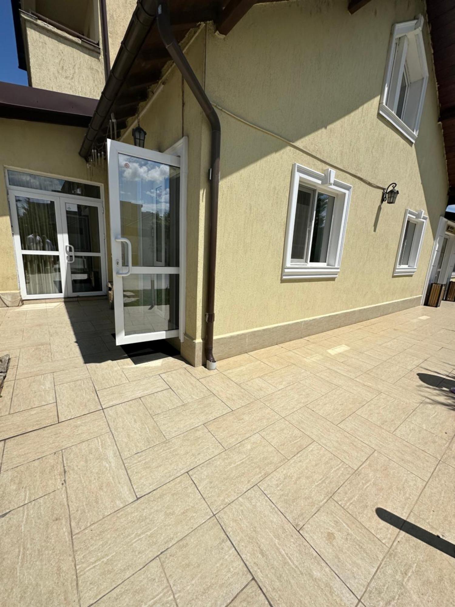 Casa Rustic Cazare Питещ Екстериор снимка