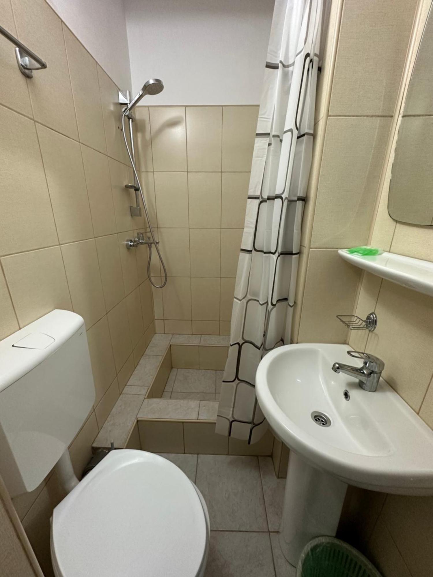 Casa Rustic Cazare Питещ Екстериор снимка